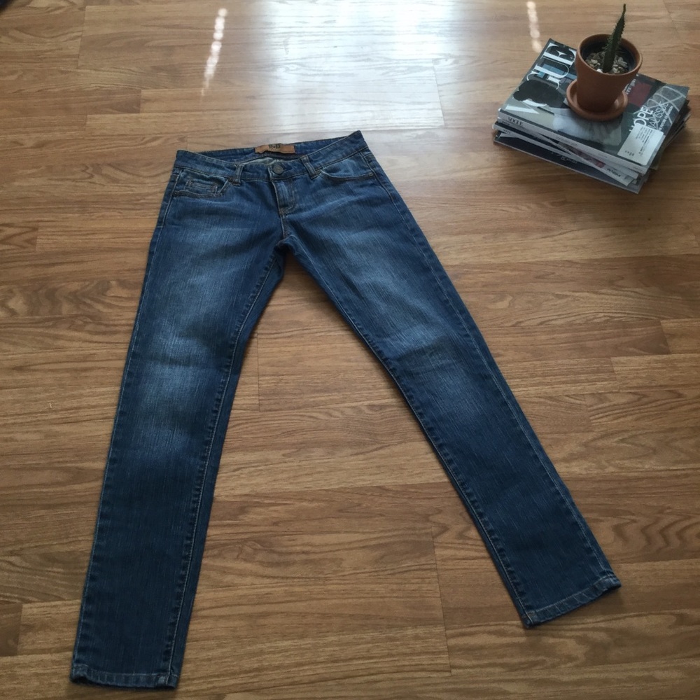 R+D RESEARCH DEVELOPMENT Jeans Medium Wash EUC